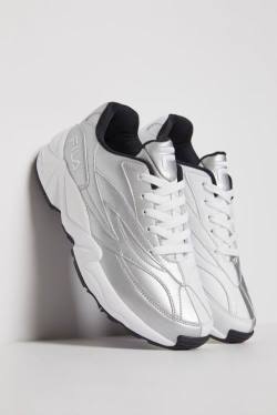 Metal Silver / White / Black Women's Fila V94m 50/50 Sneakers | Fila038JC