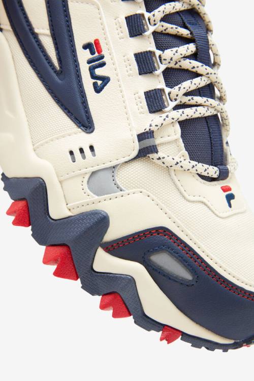 White / Navy / Red Men's Fila Oakmont TR Sneakers | Fila638VR