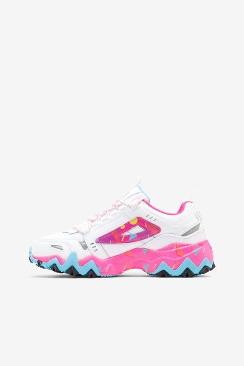 White / Pink Women's Fila Oakmont TR Sneakers | Fila726XB