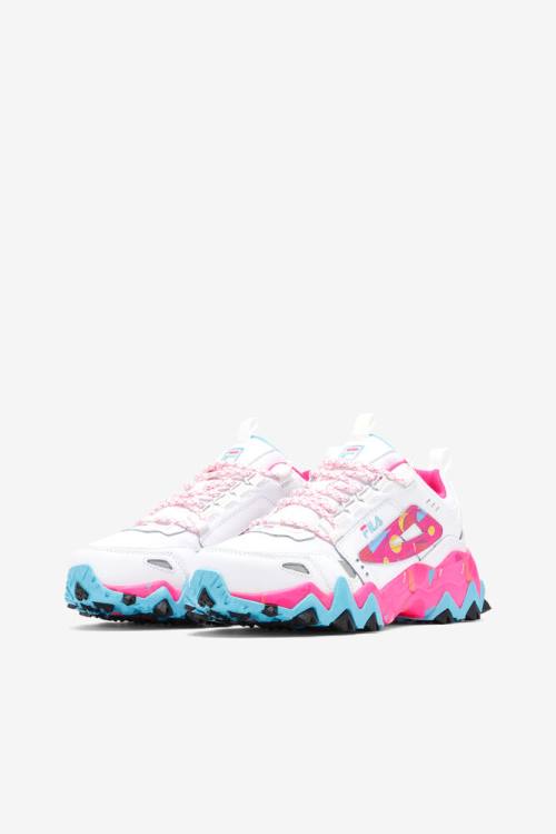 White / Pink Women's Fila Oakmont TR Sneakers | Fila726XB