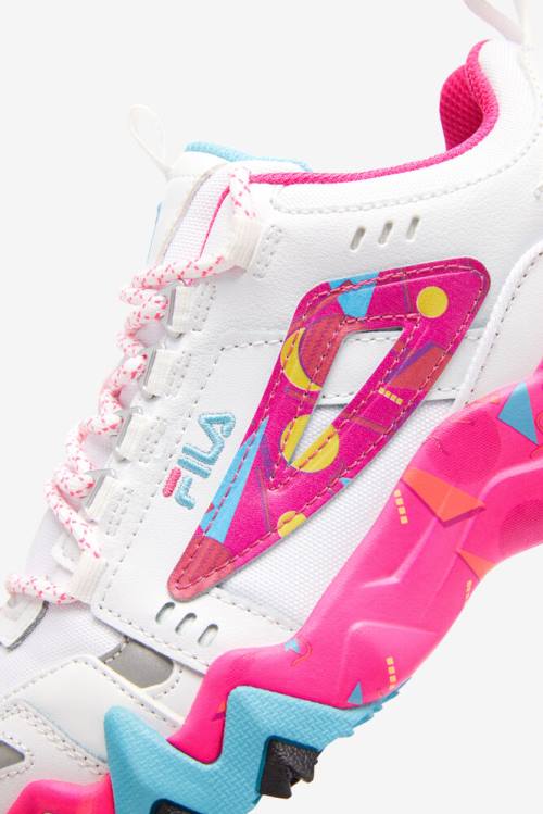 White / Pink Women's Fila Oakmont TR Sneakers | Fila726XB